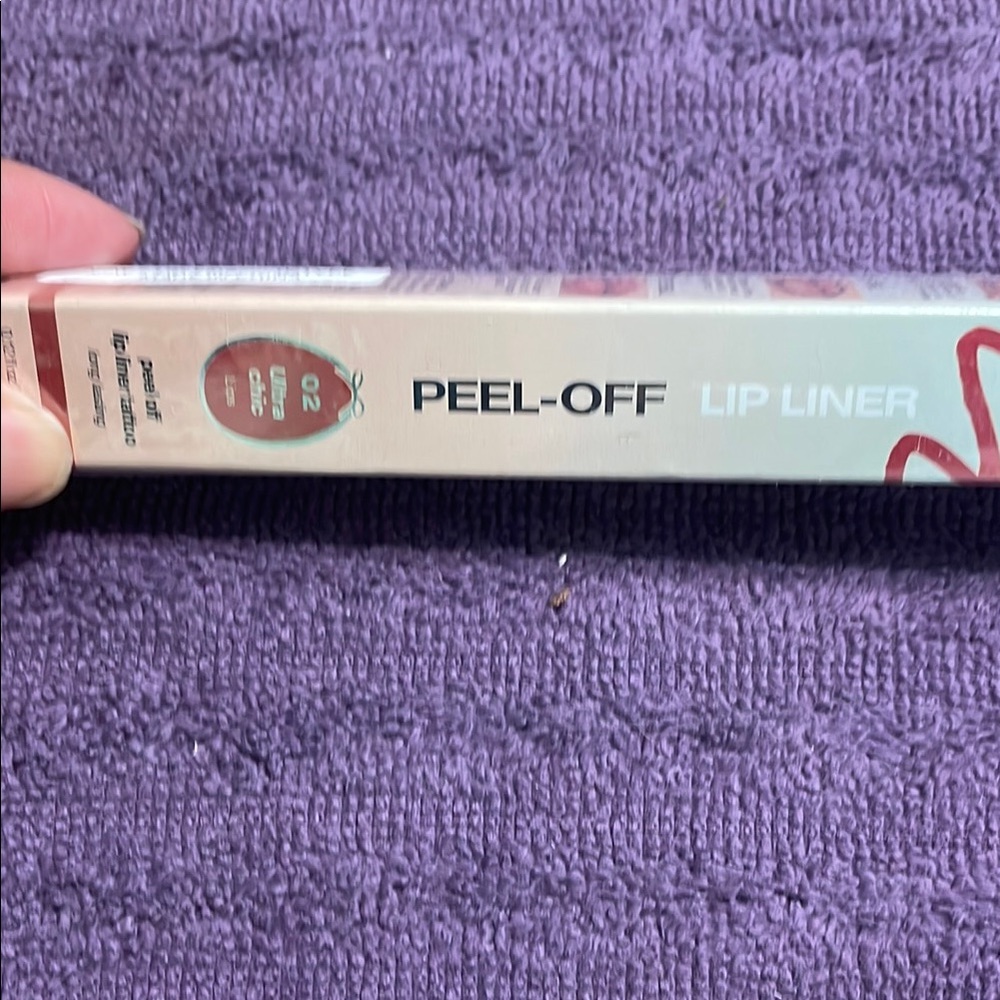 Peel-Off Lip Liner